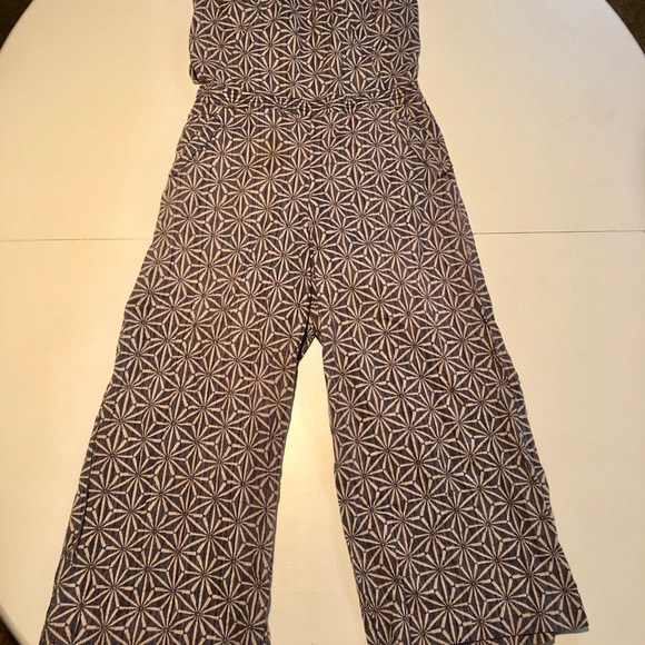 Tie back jumpsuit - Picture 3 of 3